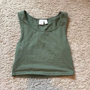 BP green cropped tank top